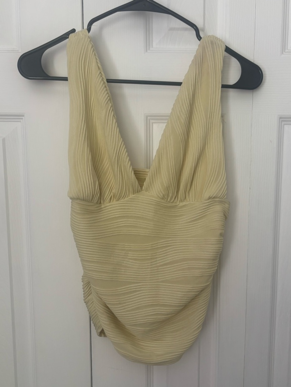 SHEIN Pale Yellow Pleated V-Neck Tank Top